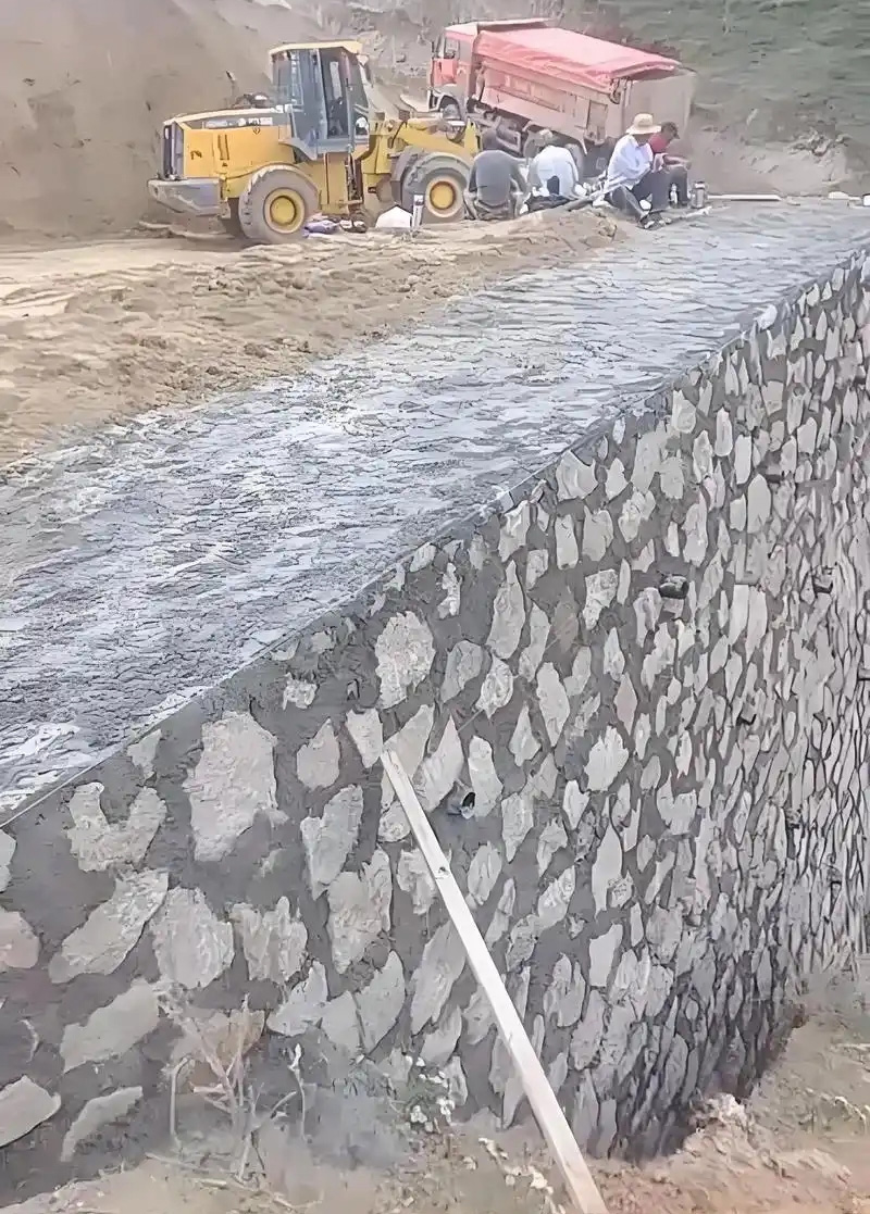 许昌魏都区边坡加固